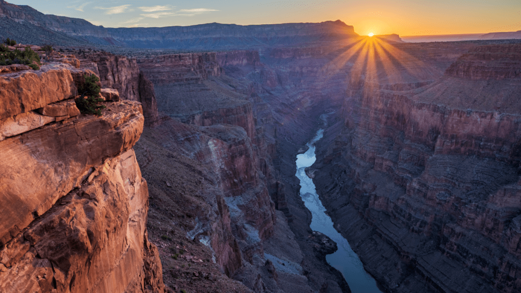 image of a grand canyon park