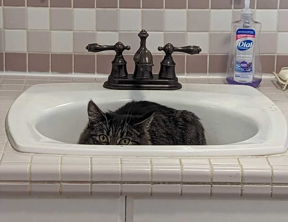 how deep is lake yiganlawi