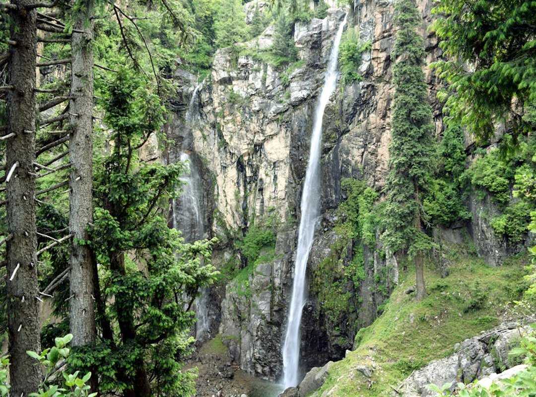 Havajazon Waterfall
